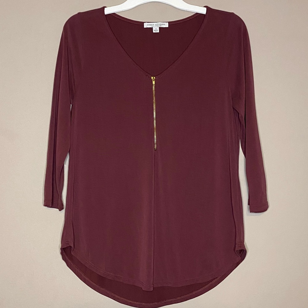 ❌SOLD❌Green Envelope Zipper Front Blouse